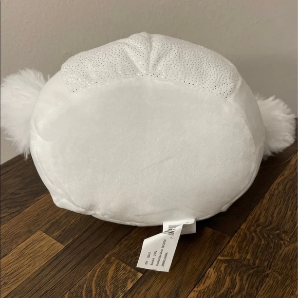 Alyssa the Swan Squishmallow - Picture 5 of 11